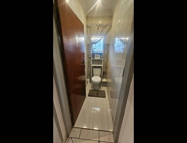 5 BEDROOM HOUSE FOR SALE IN MOUNTAIN VIEW